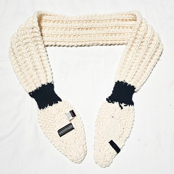 Volcom cream/ivory and black wool blend hand made scarf - Picture 3 of 13